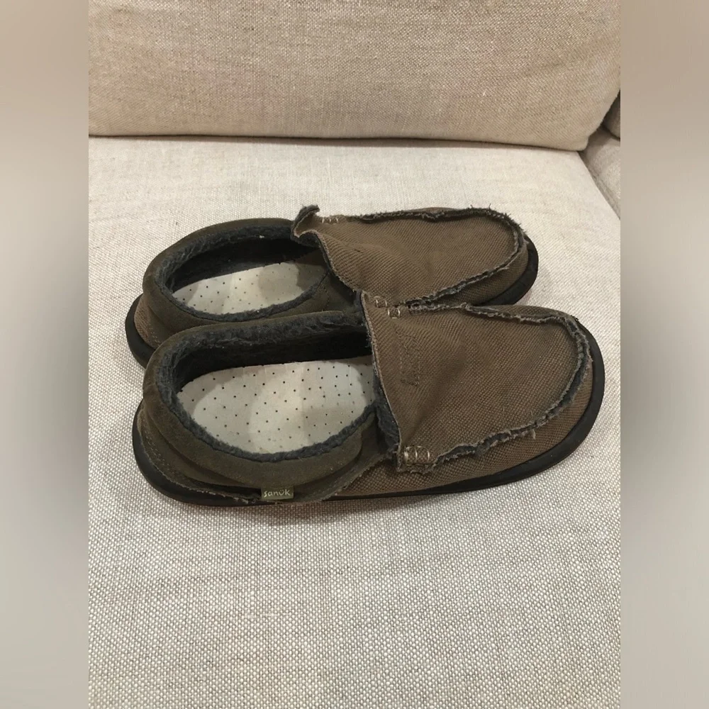 Mens shoes